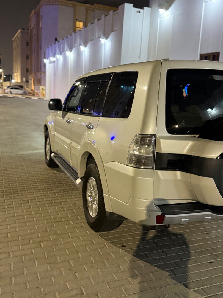 Pajero 2015 low mileage  - 2