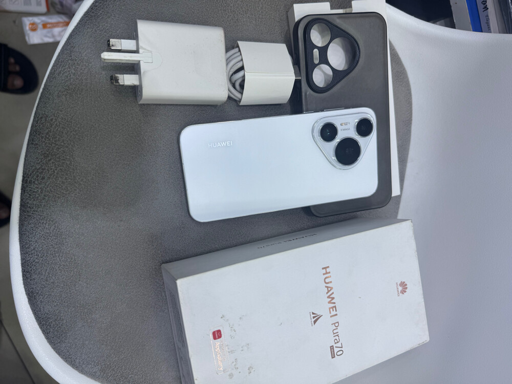 Huawei pura 70 - 2