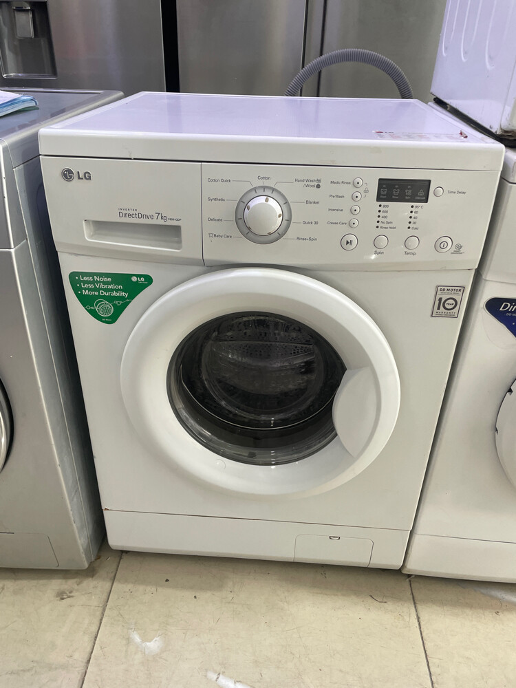 LG 7 kg W/M for Sale 30989248 - 1
