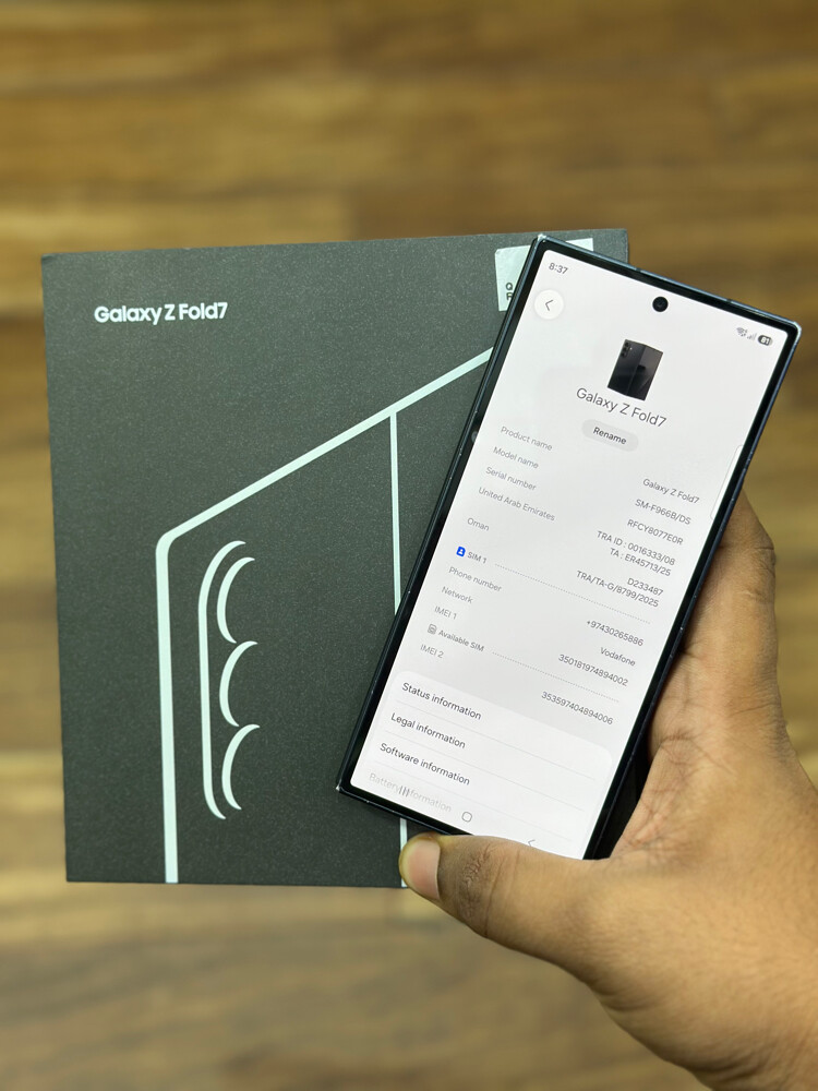 Samsung Z Fold 7 256GB - 7