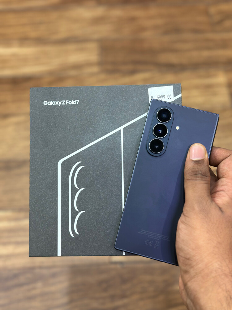 Samsung Z Fold 7 256GB - 1