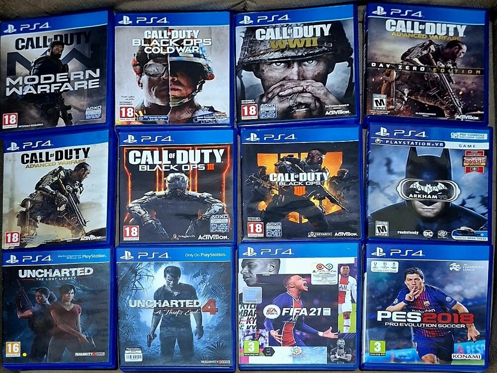 Ps4 Games CDs like new - 2