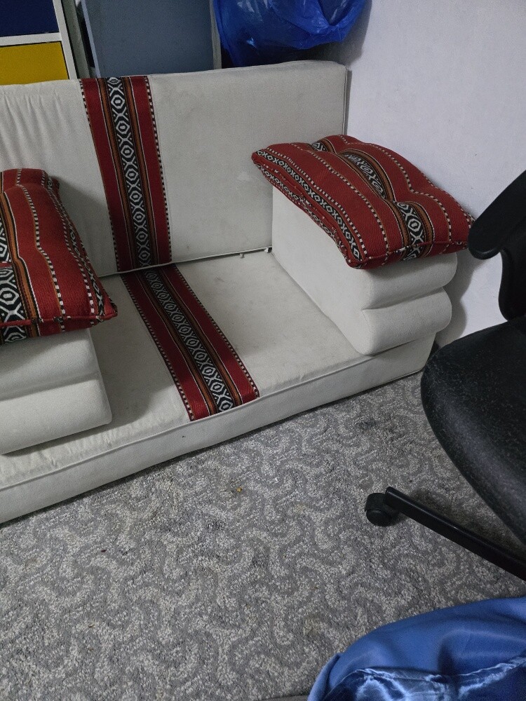 A two-meter-long Arabic-style seati - 3