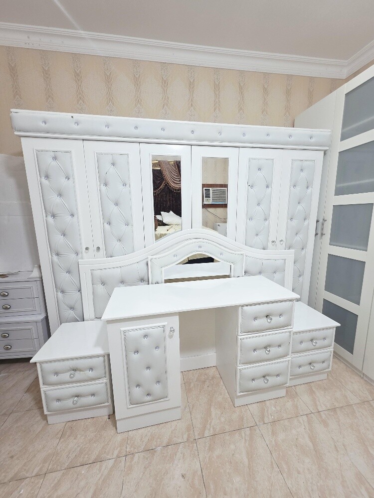 Full bedroom kig size bed 180+190 c - 2