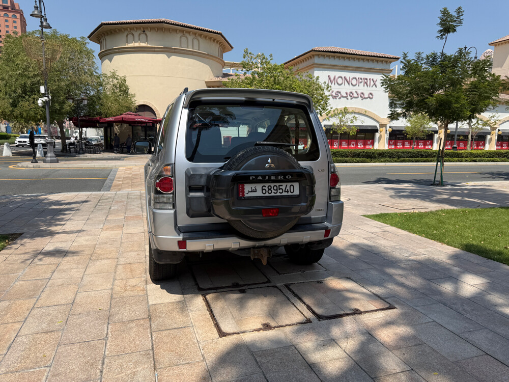 Mitsubishi Pajero (2-door) GLS - 7