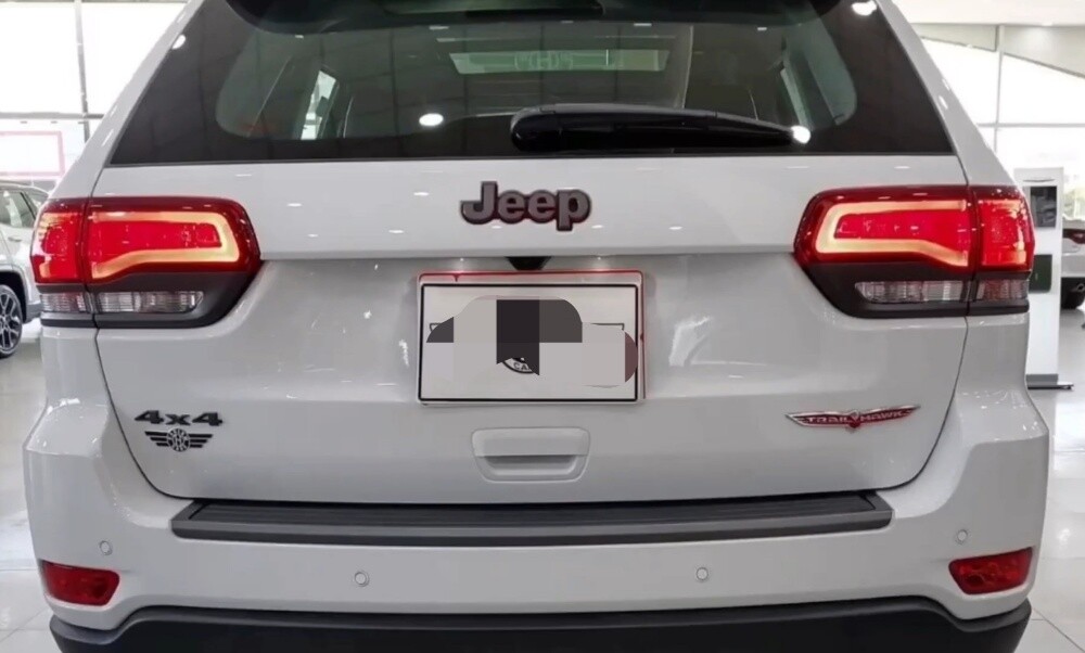 JEEP GRAND CHEROKEE - 7