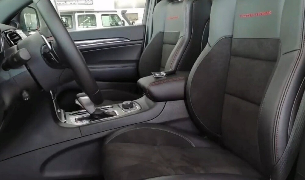 JEEP GRAND CHEROKEE - 5