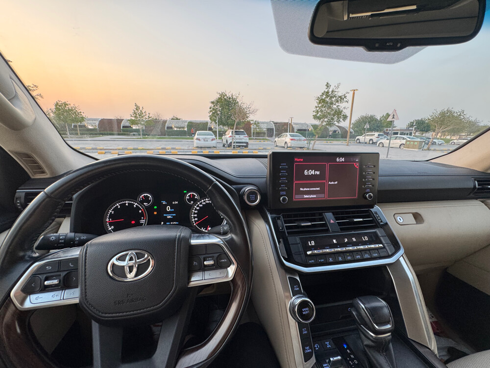 Land Cruiser 2022 GXR Black - 6