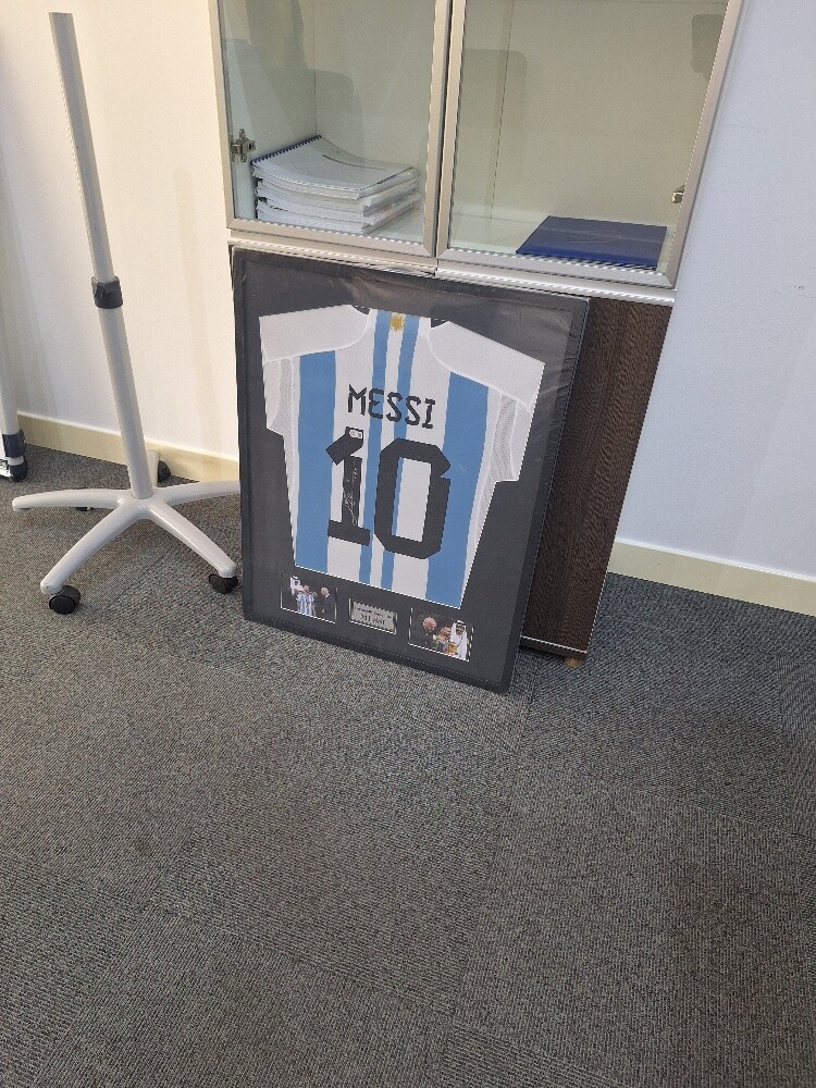 An authentic Jersey - 1