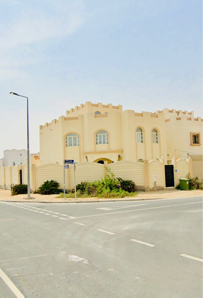 Villa for rent in Al Khor - 1