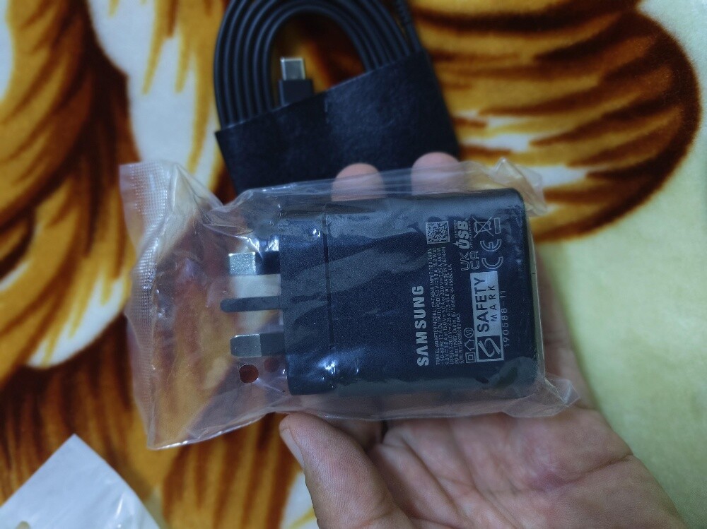 Galaxy Original Charger - 4