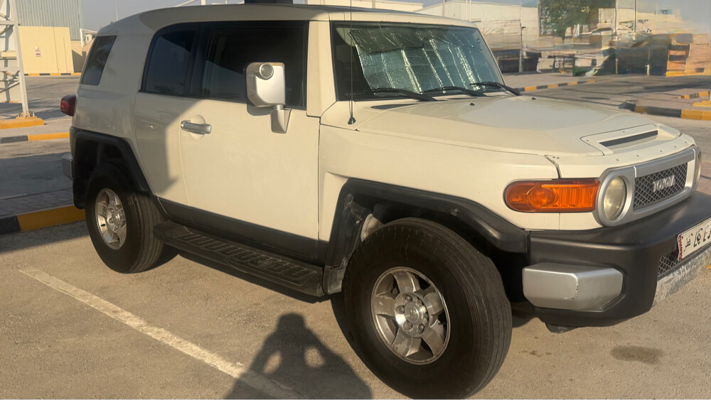 Toyota FJ Cruiser 2008 – White - 3