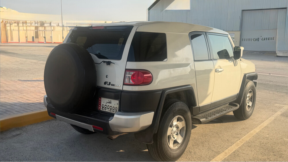 Toyota FJ Cruiser 2008 – White - 4