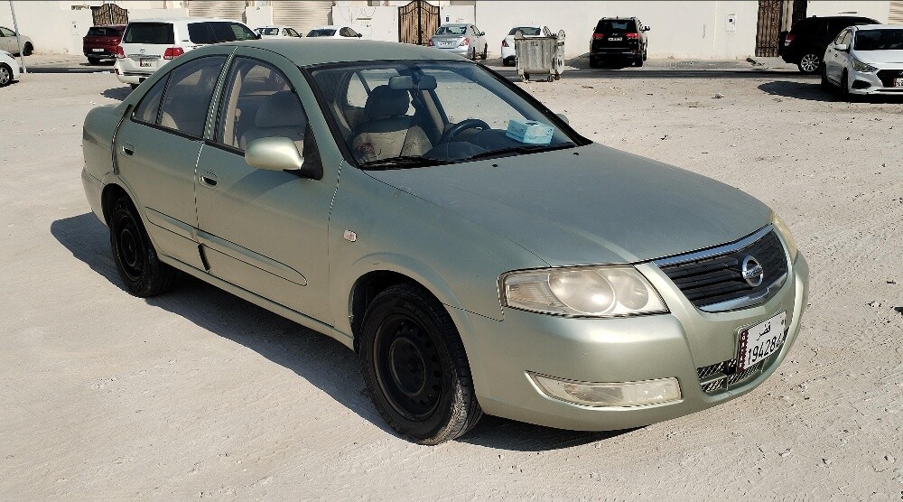 نيسان صني 2010 - 2
