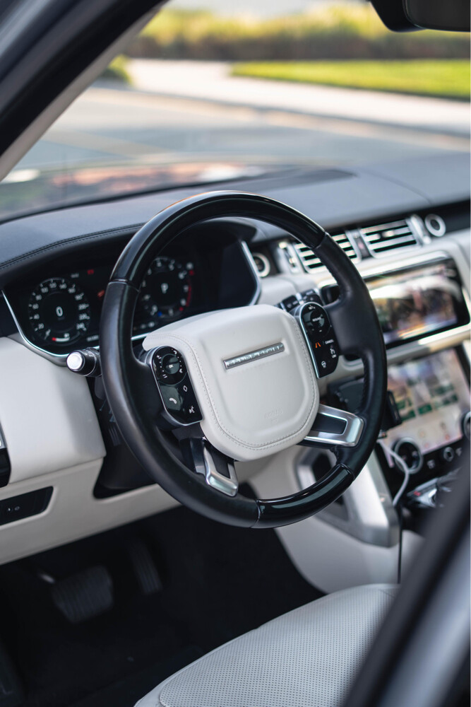 Land Rover Range Rover Vogue - 12