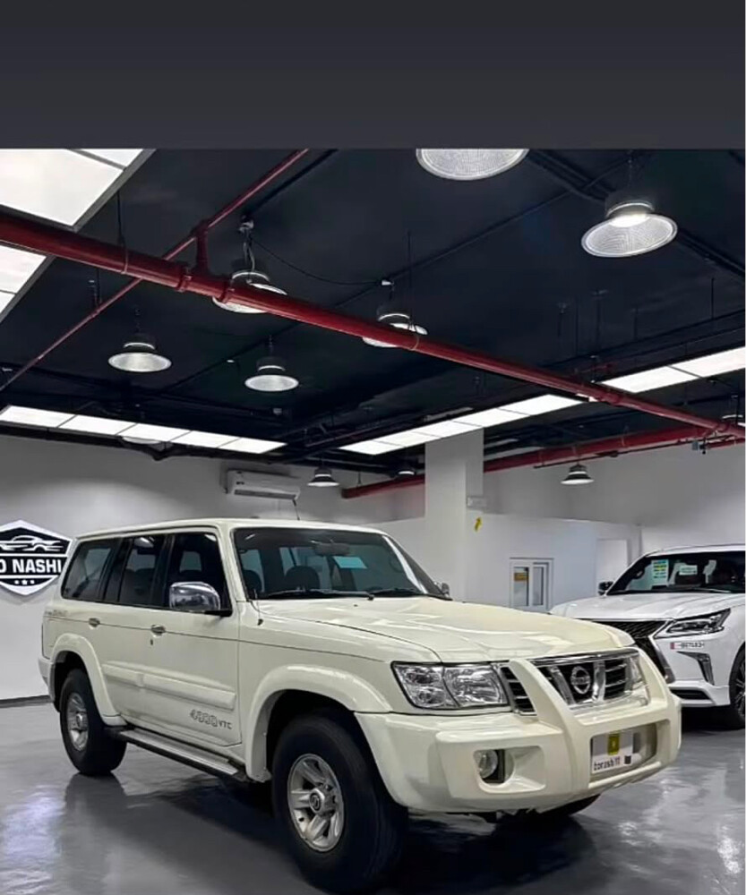 للبيع نيسان فتك 4800 - 1