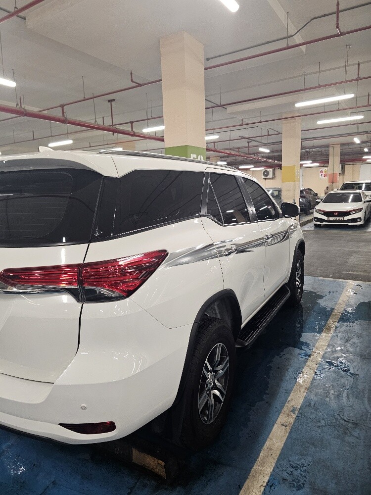 2020 Toyota Fortuner V4 Standard - 3