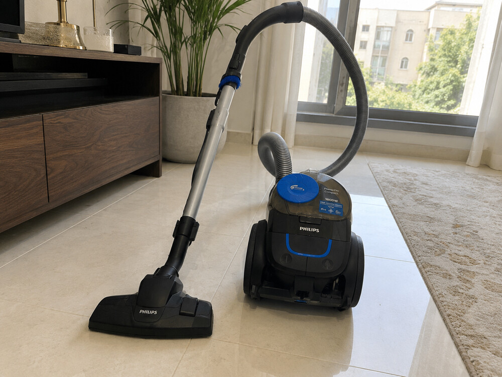 vacuum cleaner - 1
