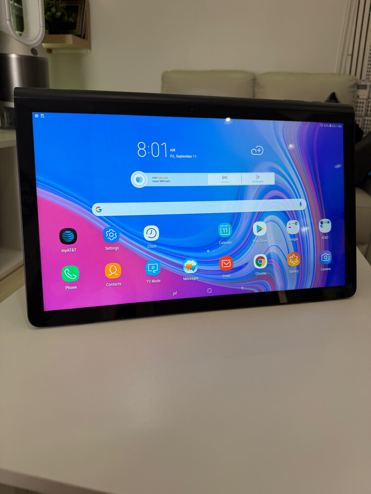Samsung Galaxy View 18.4” Giant Tab - 2