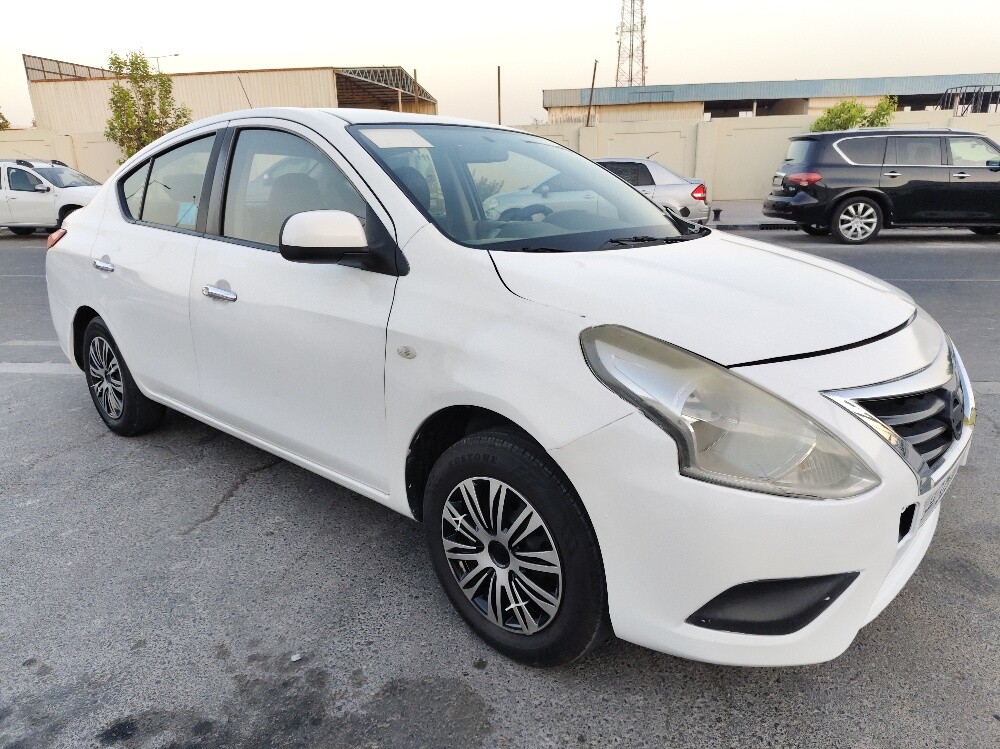 Nissan sunny 2023 sale - 6