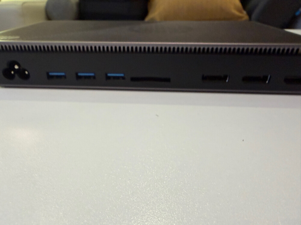 GPD G1 Portable Radeon RX 7600M XT  - 3