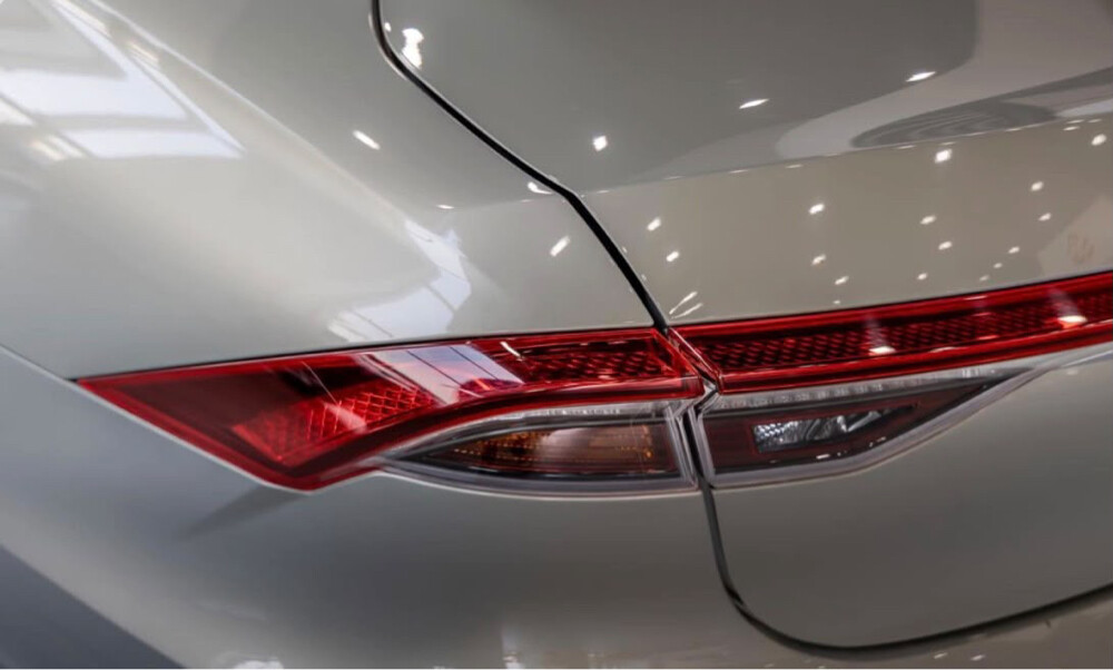 Hyundai Azera 2023 Full Option - 10