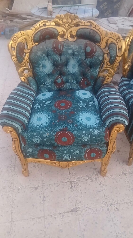 7 seater sofa for sale urgently - 8