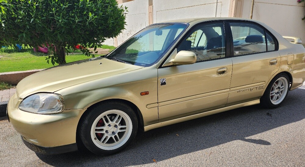 Honda Civic Model 2000 - 4