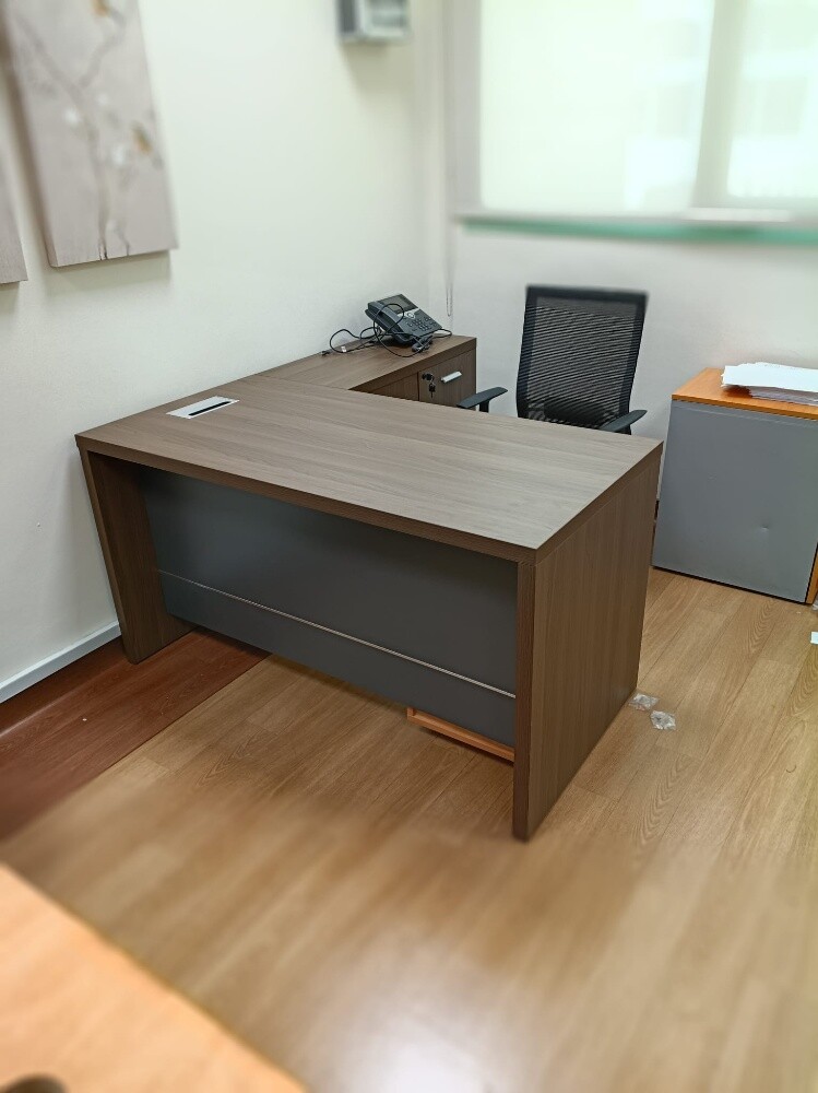 office desk (brand new) - 15