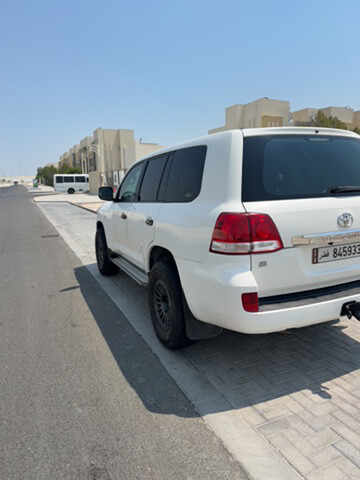 Land Cruiser 2011 G SALE - 5