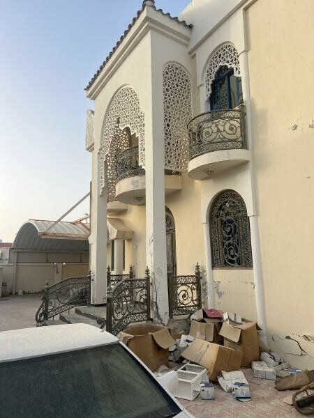 للبيع فيلا بالخريطيات - 8