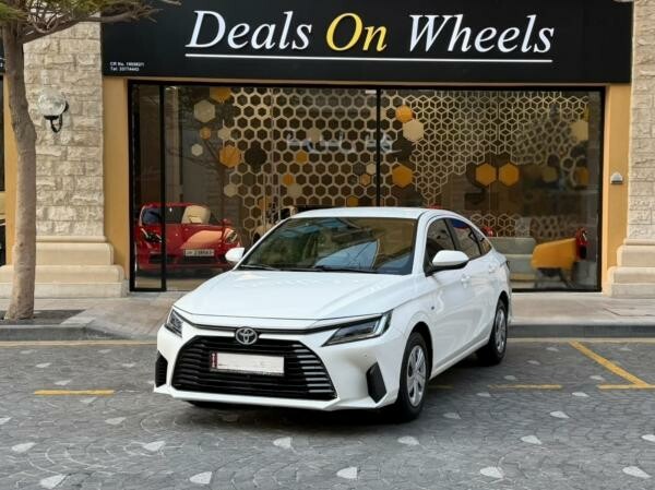 تويوتا ياريس - 1