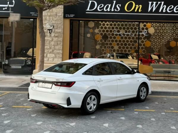 تويوتا ياريس - 2