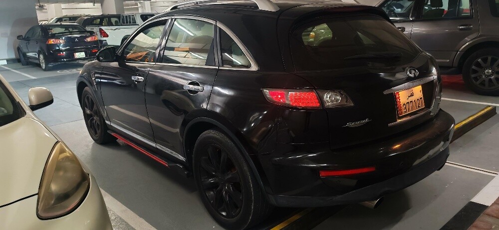 INFINITI FX35 - 3