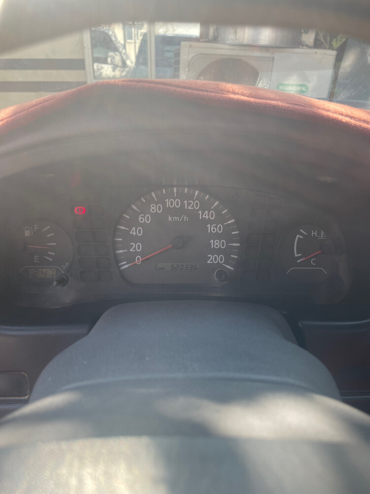 نيسان - 3