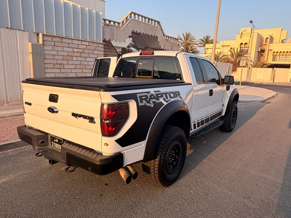 FOR SALE – 2014 Ford F-150 Raptor V - 17