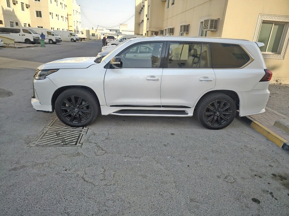 LEXUS LX570 2011 CONVERTED 2020 - 10