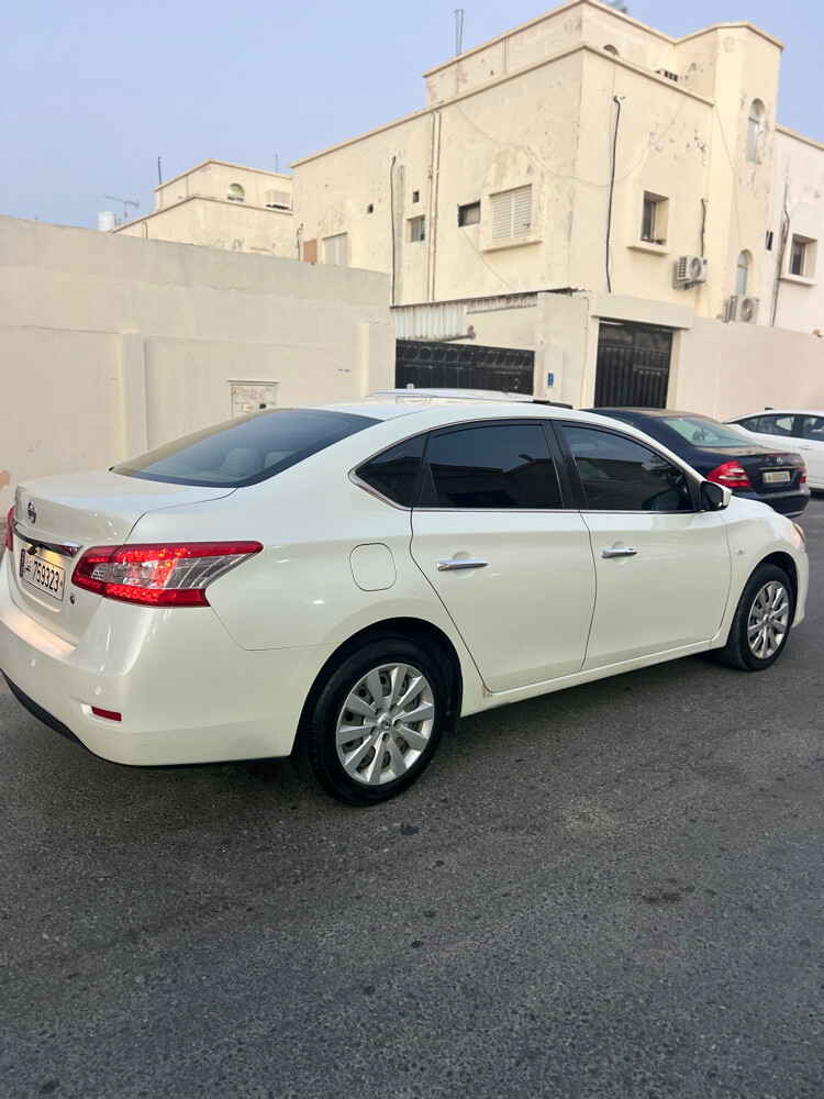 نيسان سنترا - 4