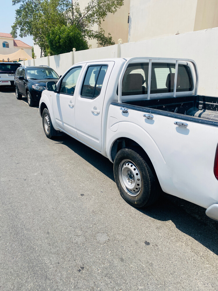 NISSAN NAVARA 15 - 2