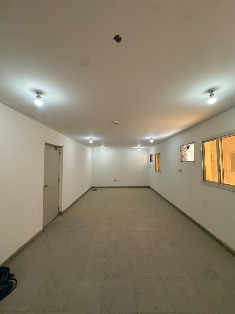 For rent: 57 furnished rooms in Umm - 12