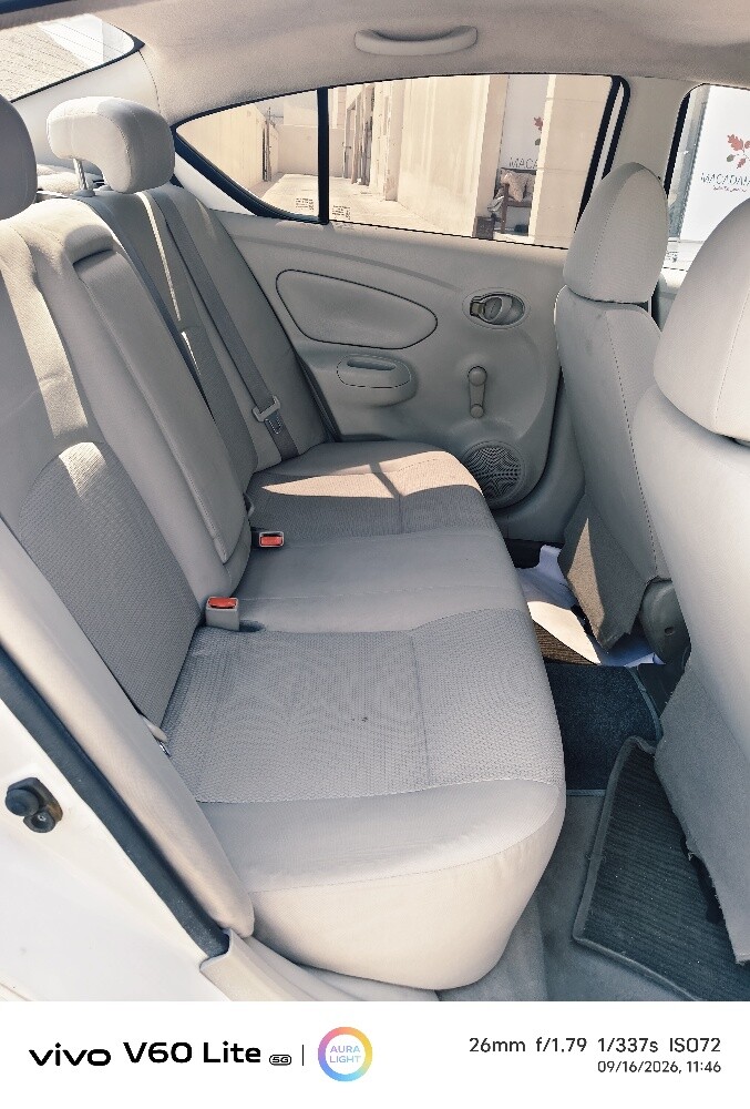 car is very good good condition family use car new tyre new - 3