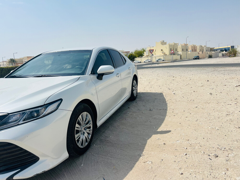 Camry LE - 2