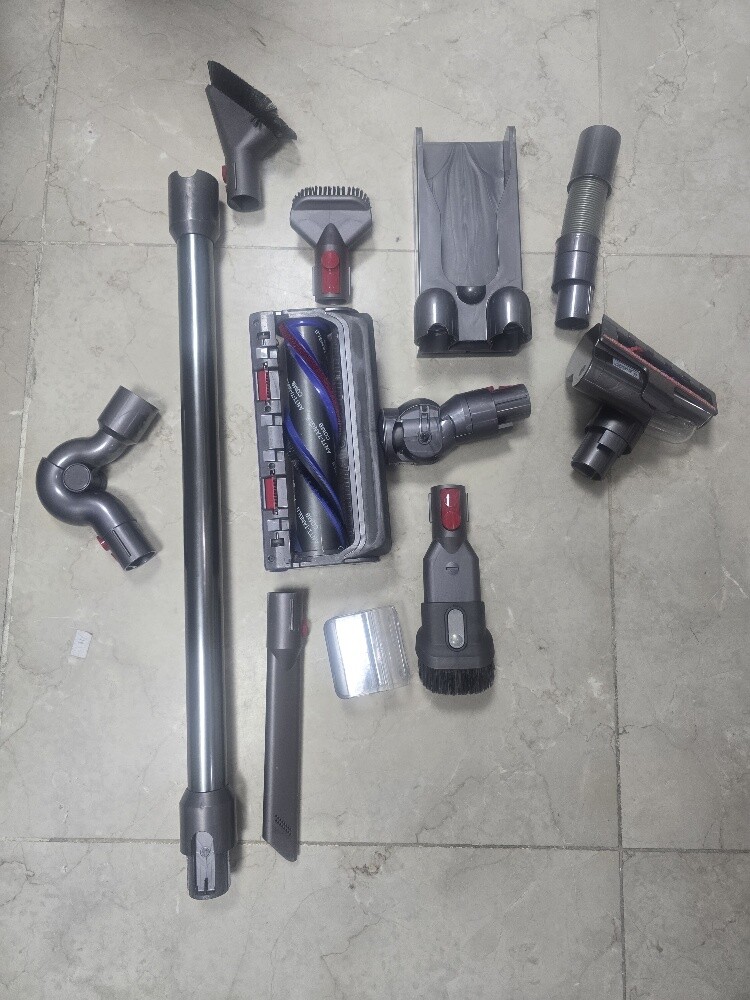 dyson vacuum machine v15 - 2