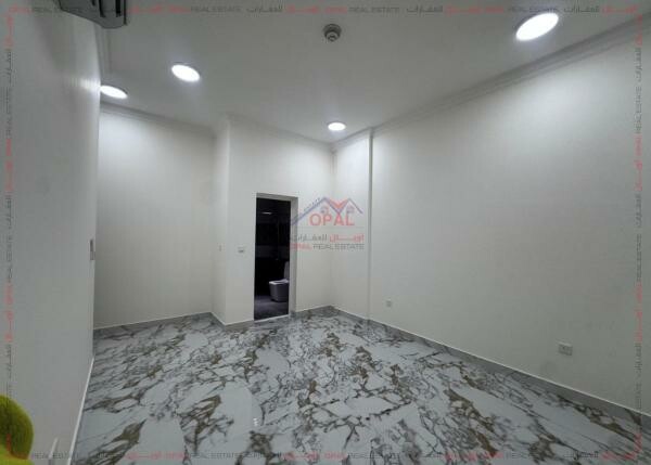 For Rent | Apartment in Al Aziziyah - 2