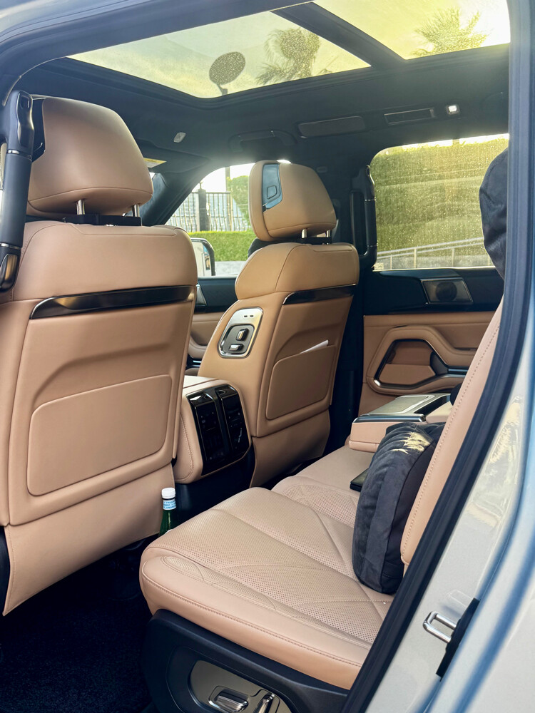BYD Leopard 8 Flagship Model 2025 - 9