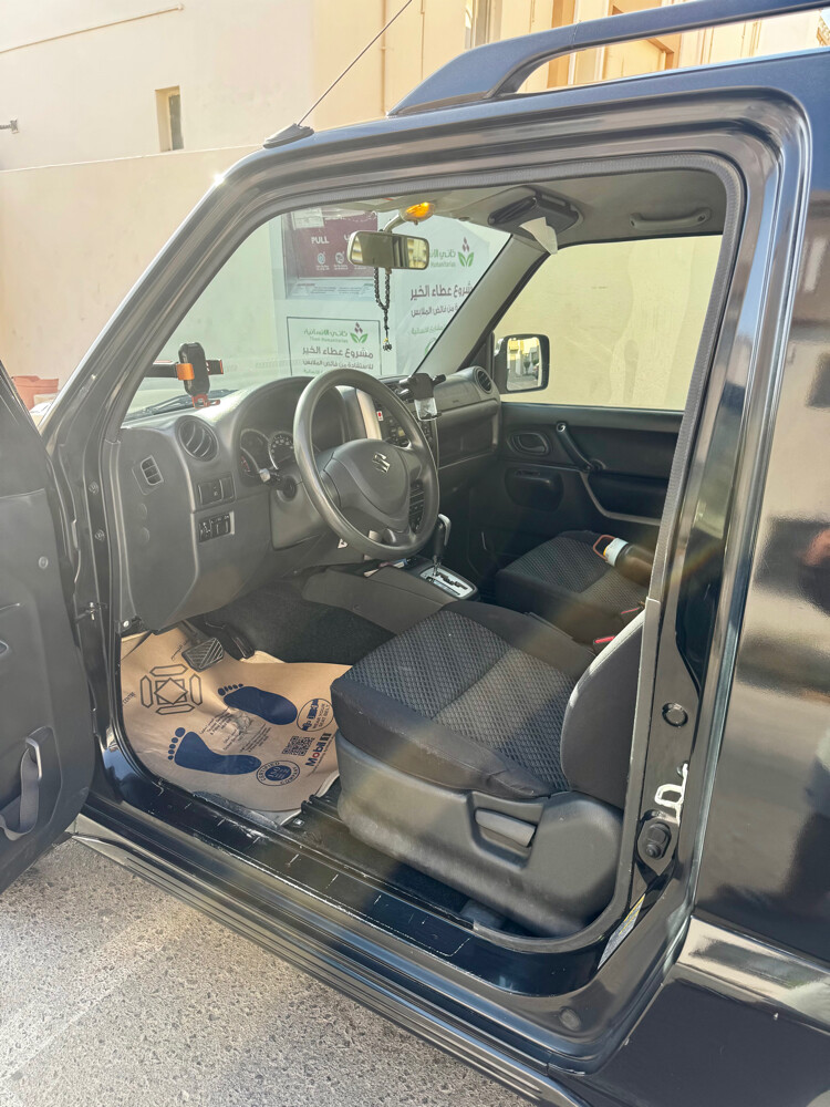Suzuki Jimny 4x4 2015 Automatic - 6