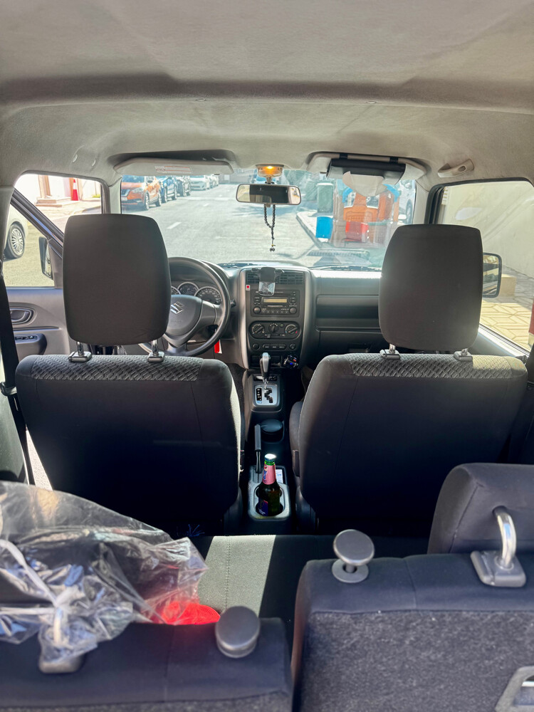 Suzuki Jimny 4x4 2015 Automatic - 2