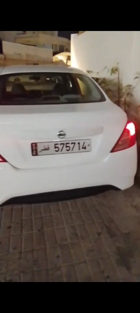 Nissan Sunny - 1