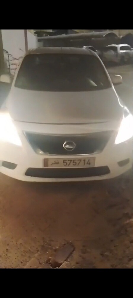 Nissan Sunny - 2