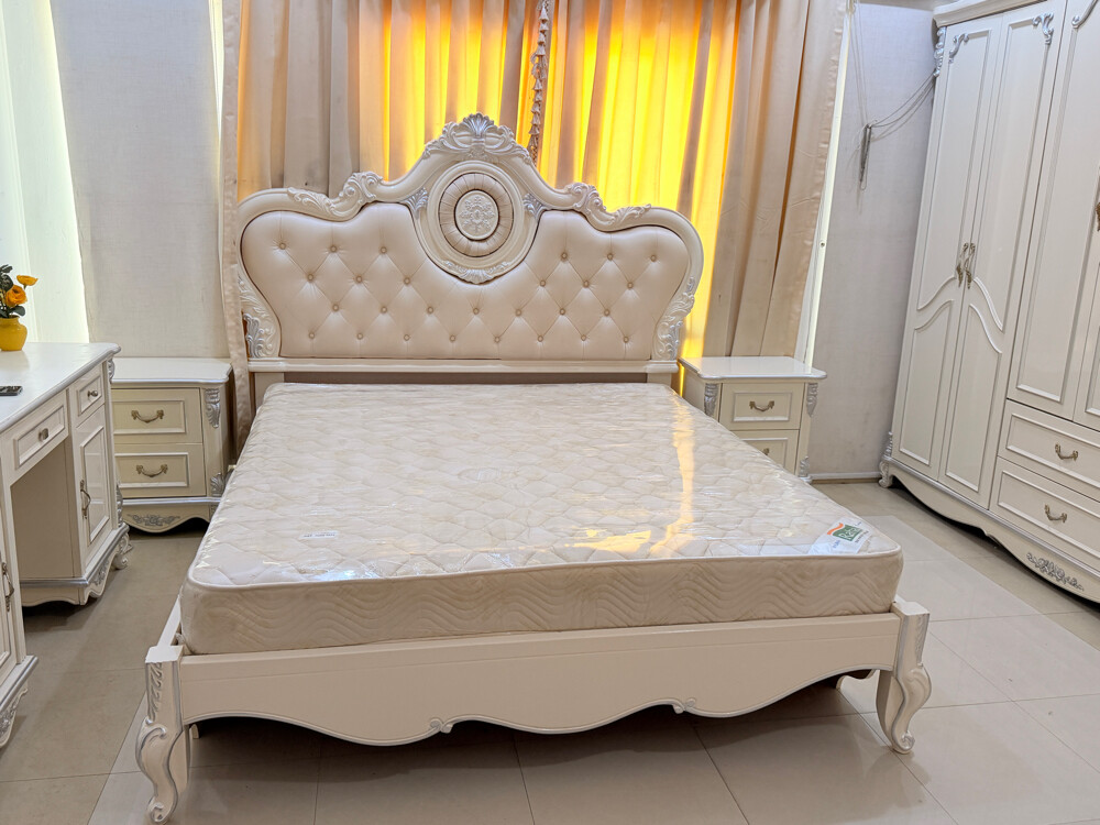 King Bedroom set For sale  - 6